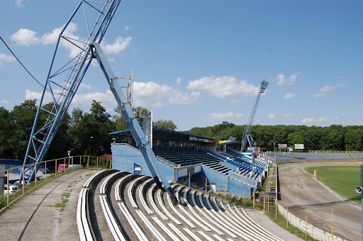 Stadion Unii Tarnów zdjęcie