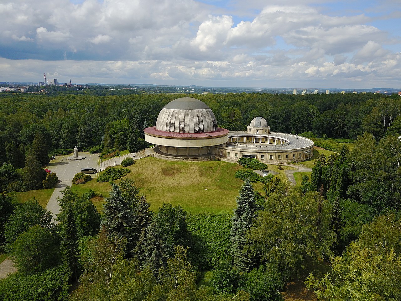 Planetarium i Obserwatorium Astronomiczne zdjęcie